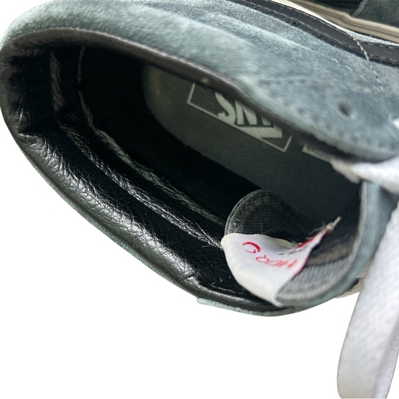 Vans unisex Black and Gray Suede Sneakers - Picture 7 of 7